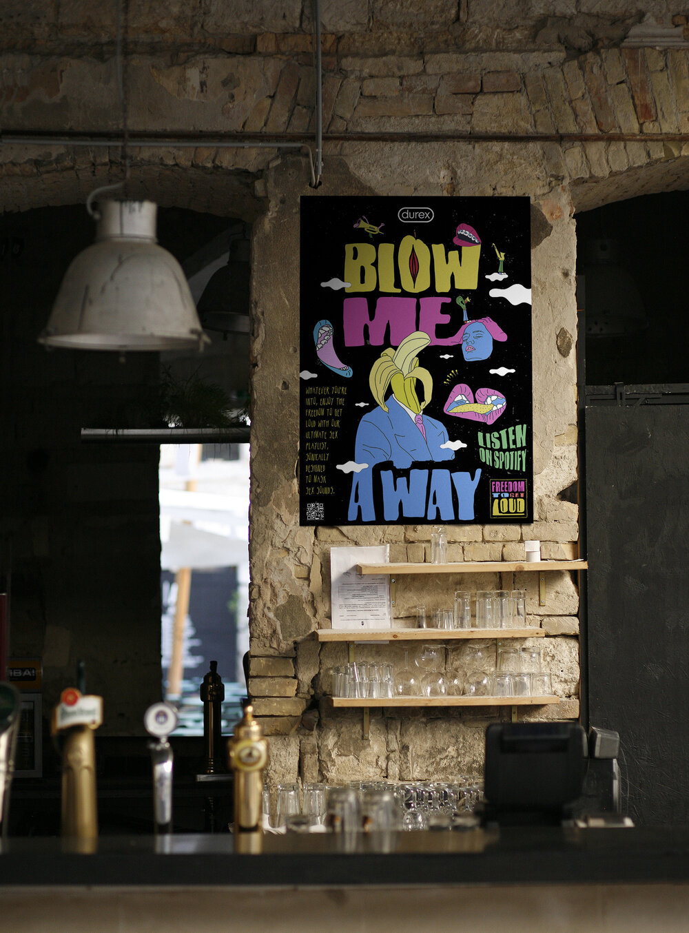 77_urban_poster_mockup